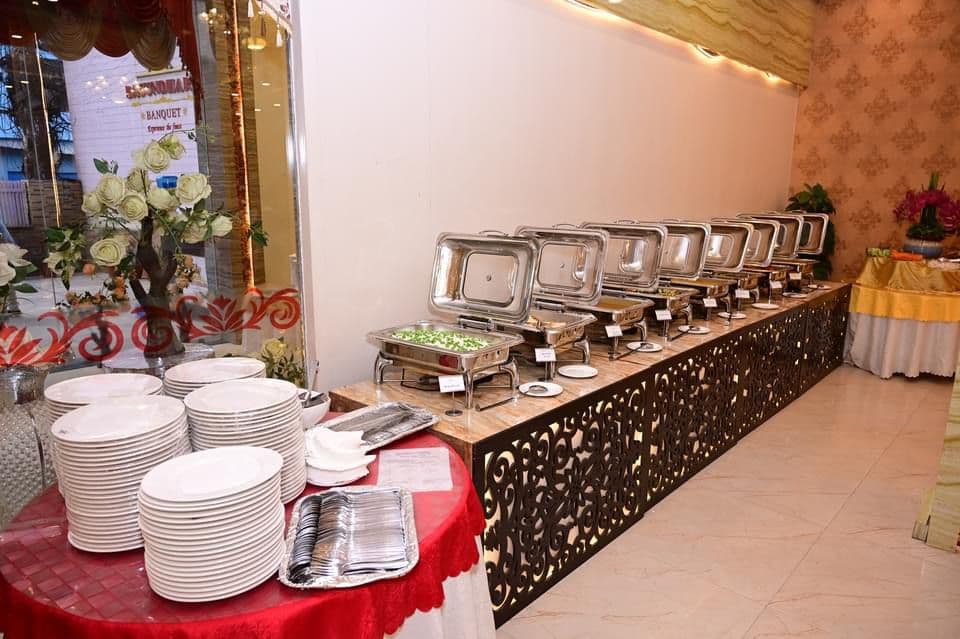Venue 8